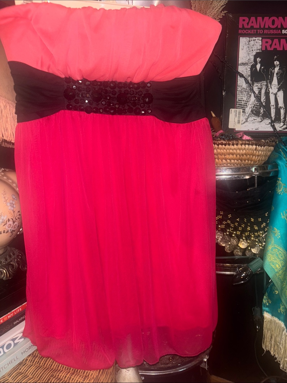Y2K Strapless Pink and Coral Chiffon Party Dress with Black Accented Waist